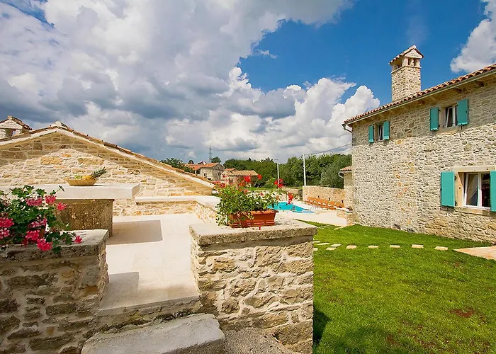 Agra Holiday home Pula